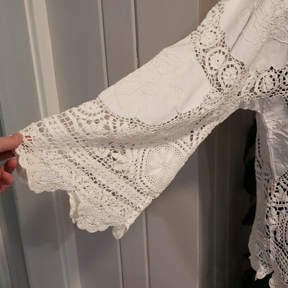 Vintage Crochet Blouse - Picture 4 of 6